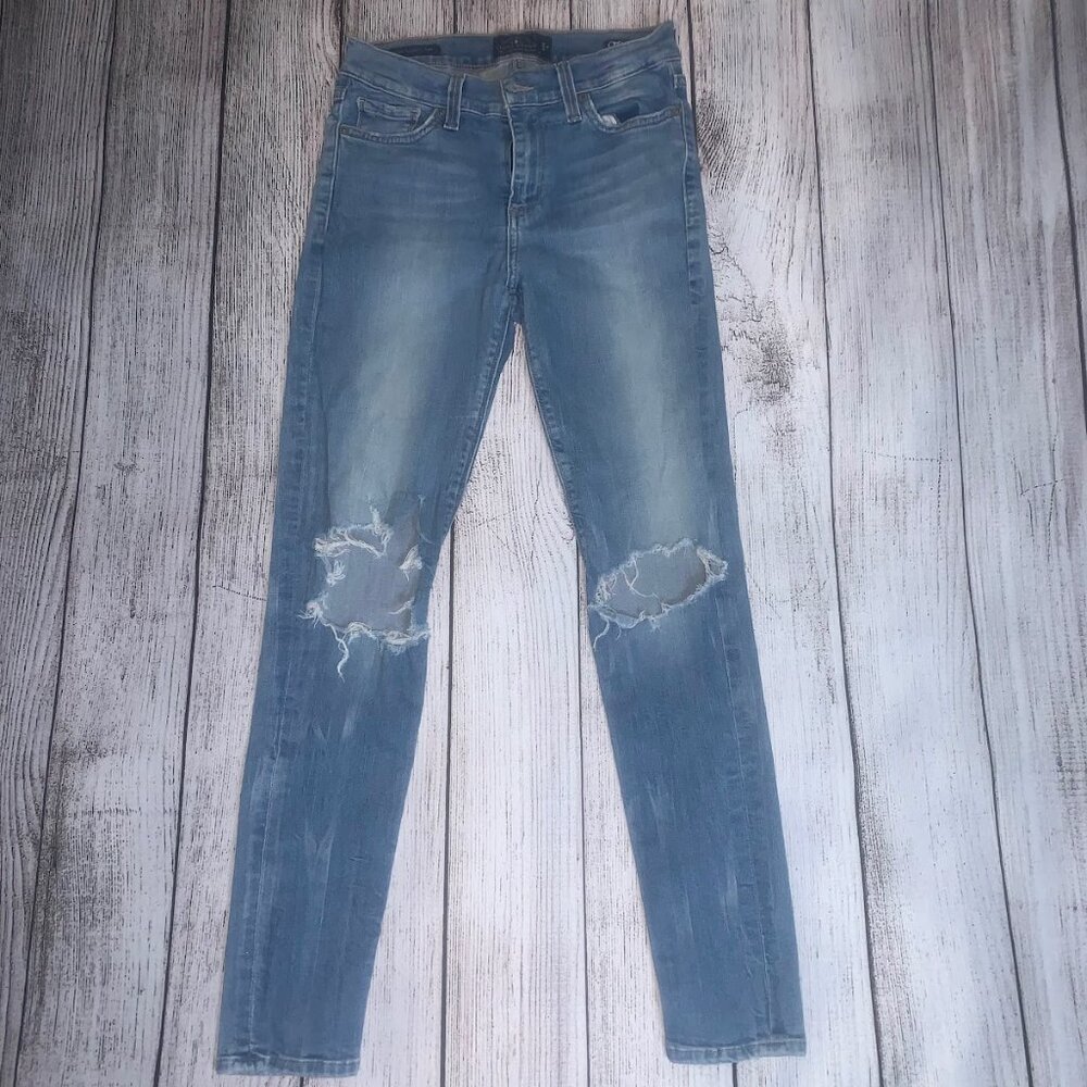 Lucky Brand Jeans Woman's 6/28 Brooke Legging Light Wash Distressed